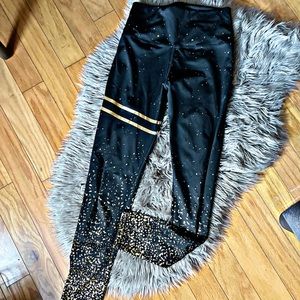 Shine Sparkle Gold Black Leggings